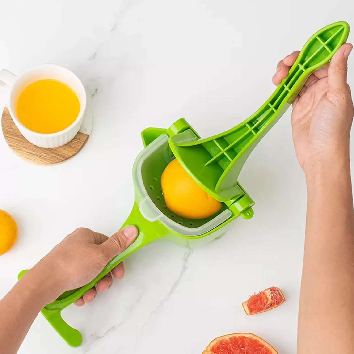 2203 Manual Plastic Fruit Juicer, Hand Press Lemon Squeezer Hand Juicer Citrus Press Juicer Fruit Extractor Tool for Orange, Limes, Lemon ( Brown Box )