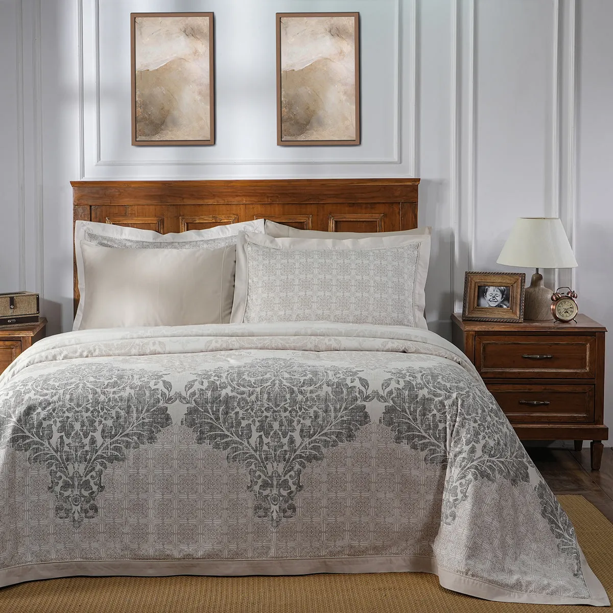 Acanthus Serenity Leisure Lay Print Duvet Cover With Pillow Case