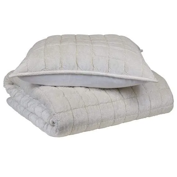 Audrey Ivory Comforter