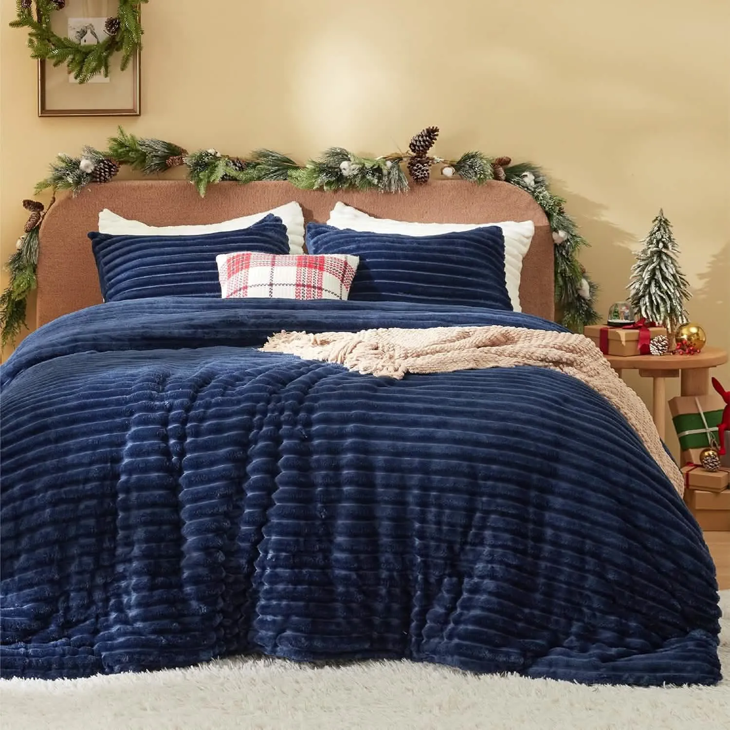 Bedsure Striped Flannel Comforter Set