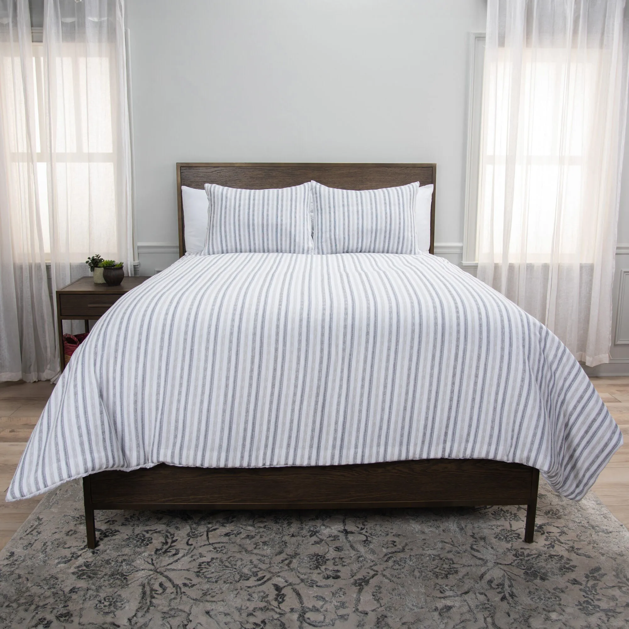 Blackberry Grove Comforter and Shams