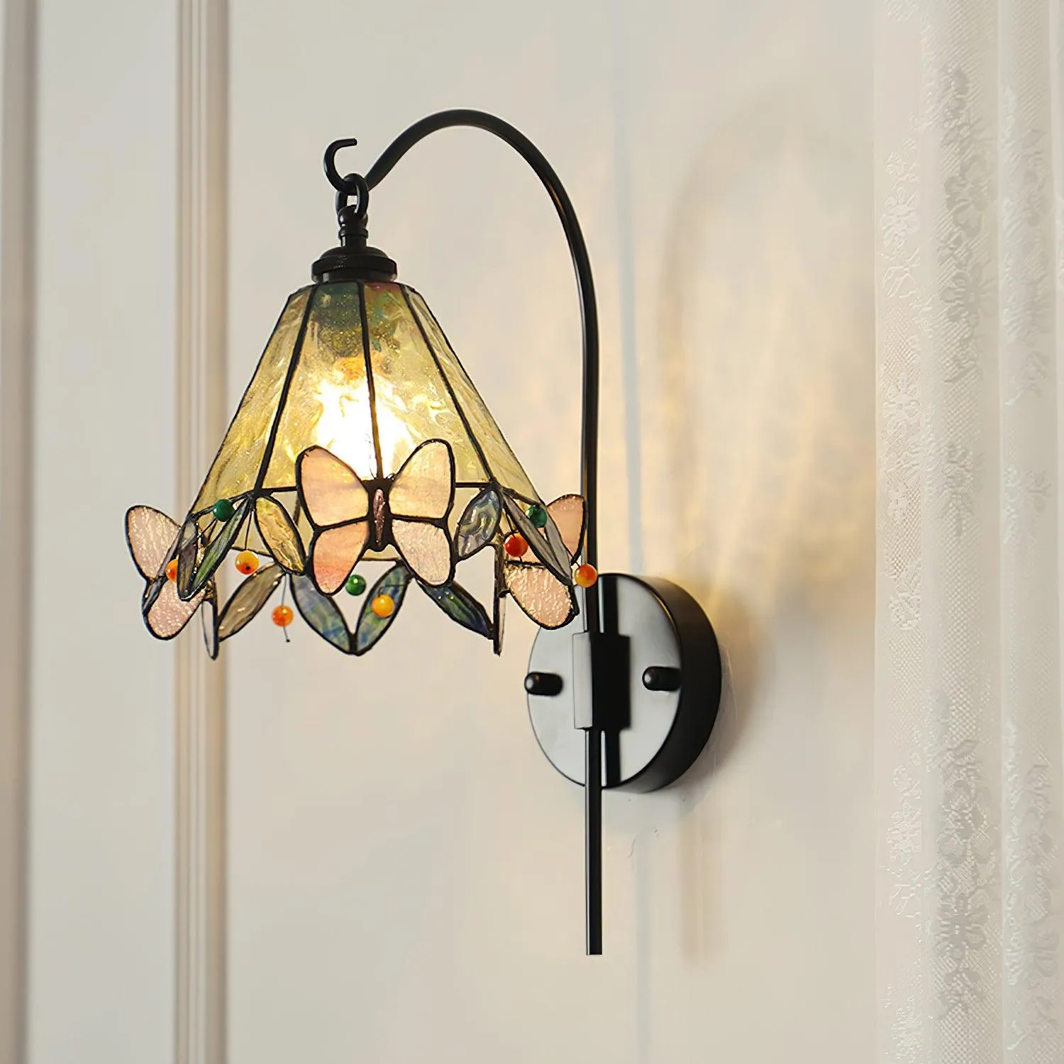 Briandy Tiffany Wall Lamp 8.2″- 17.7″