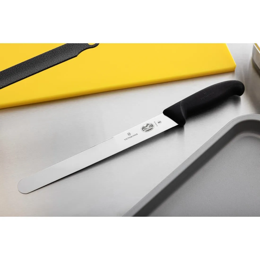 C686 Victorinox Fibrox Slicing Knife 25.5cm