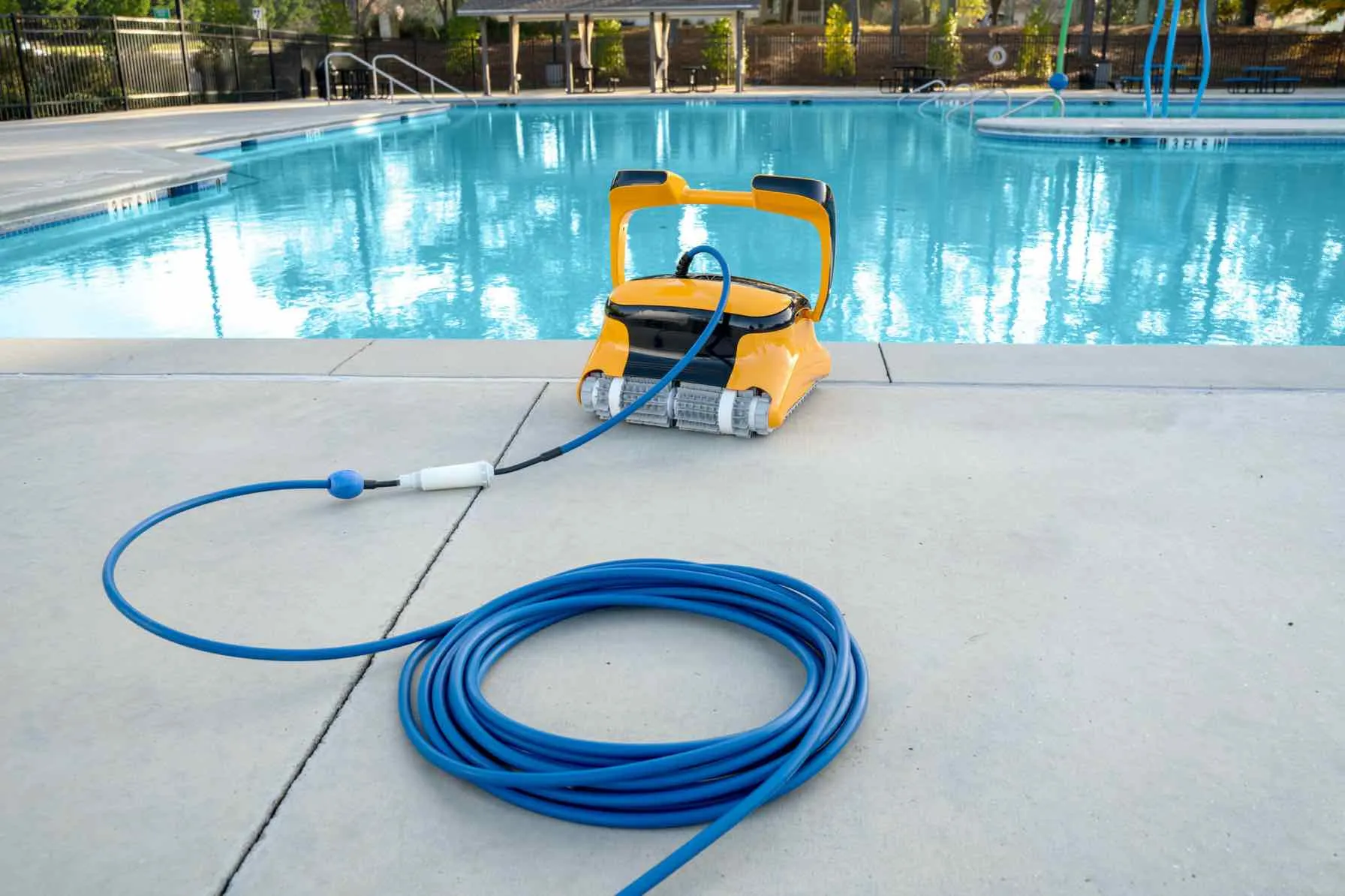 Dolphin Wave 60 Pool Cleaner