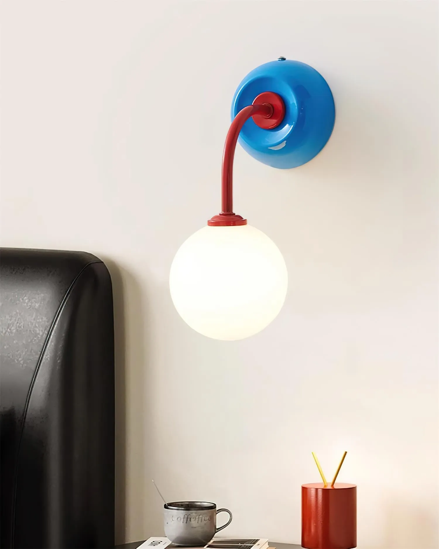 Elio Wall Lamp