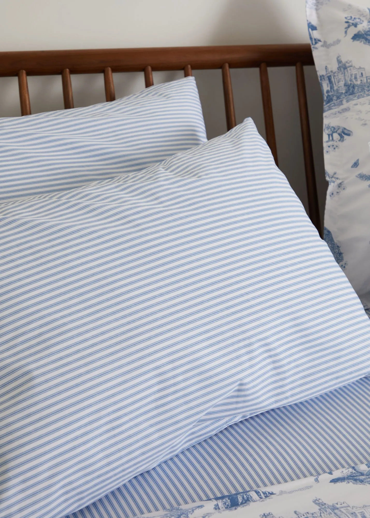 Foxford Wild Atlantic Stripe Pillowcase Set