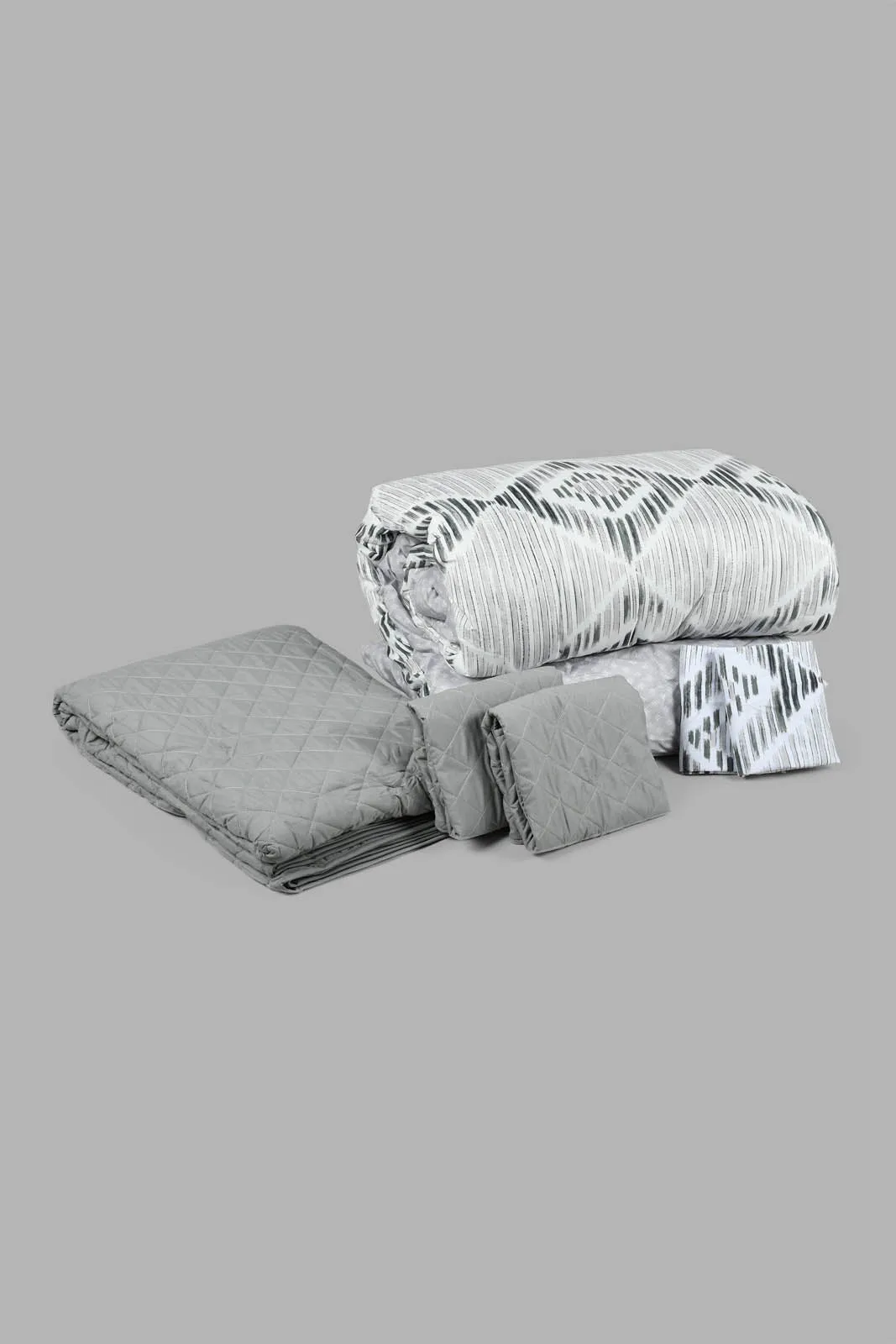 Grey Printed 6-Piece Comforter Set (Double Size)