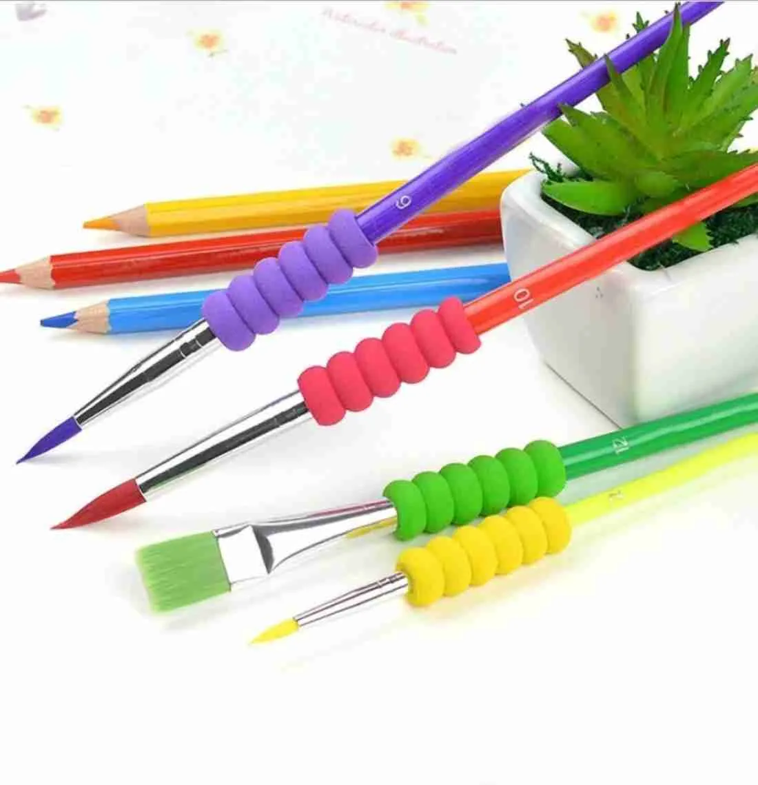 Keep Smiling Kids Multi Shapes 4PC Brush Set