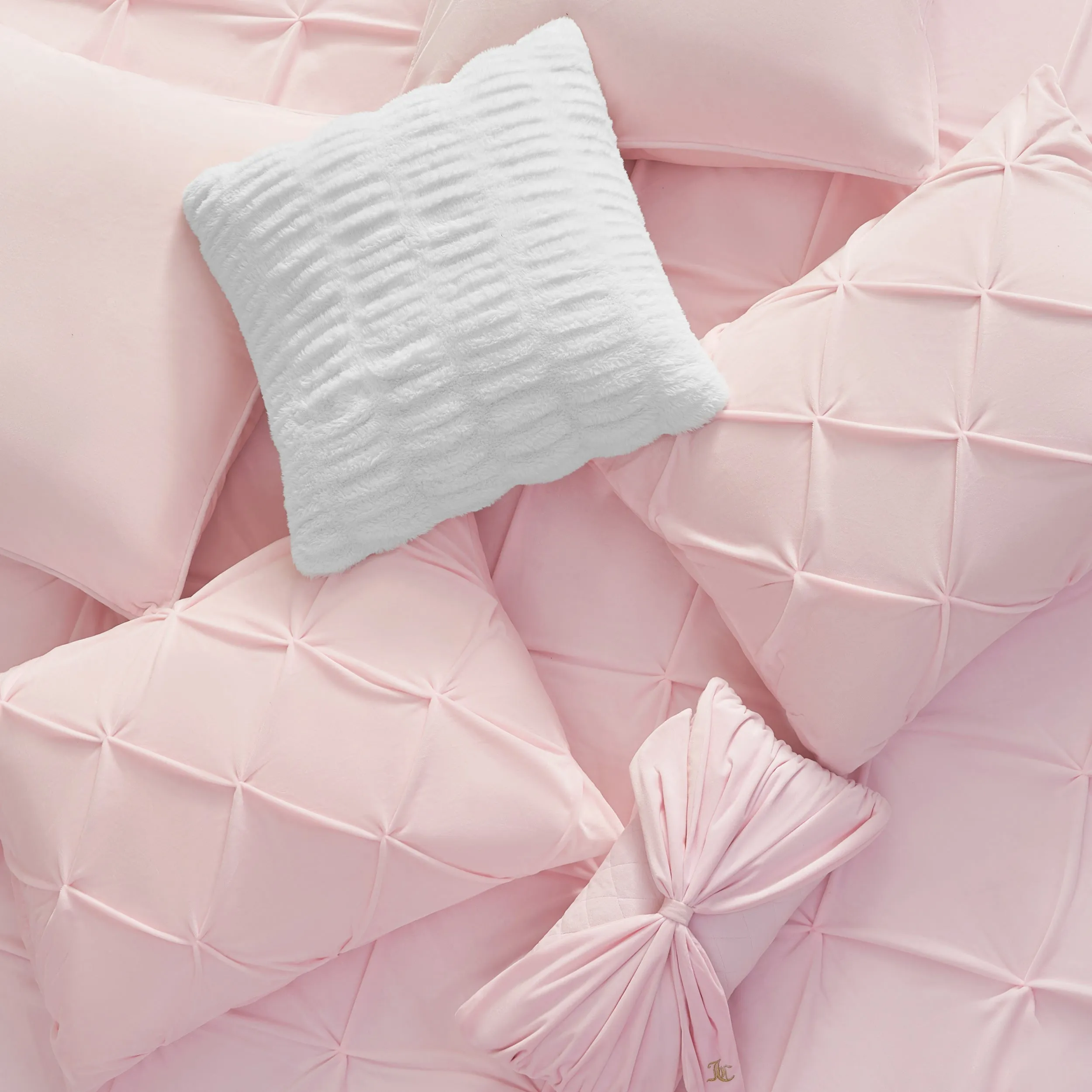 Kiss Pleat Micromink Comforter Set With Decorative Pillows