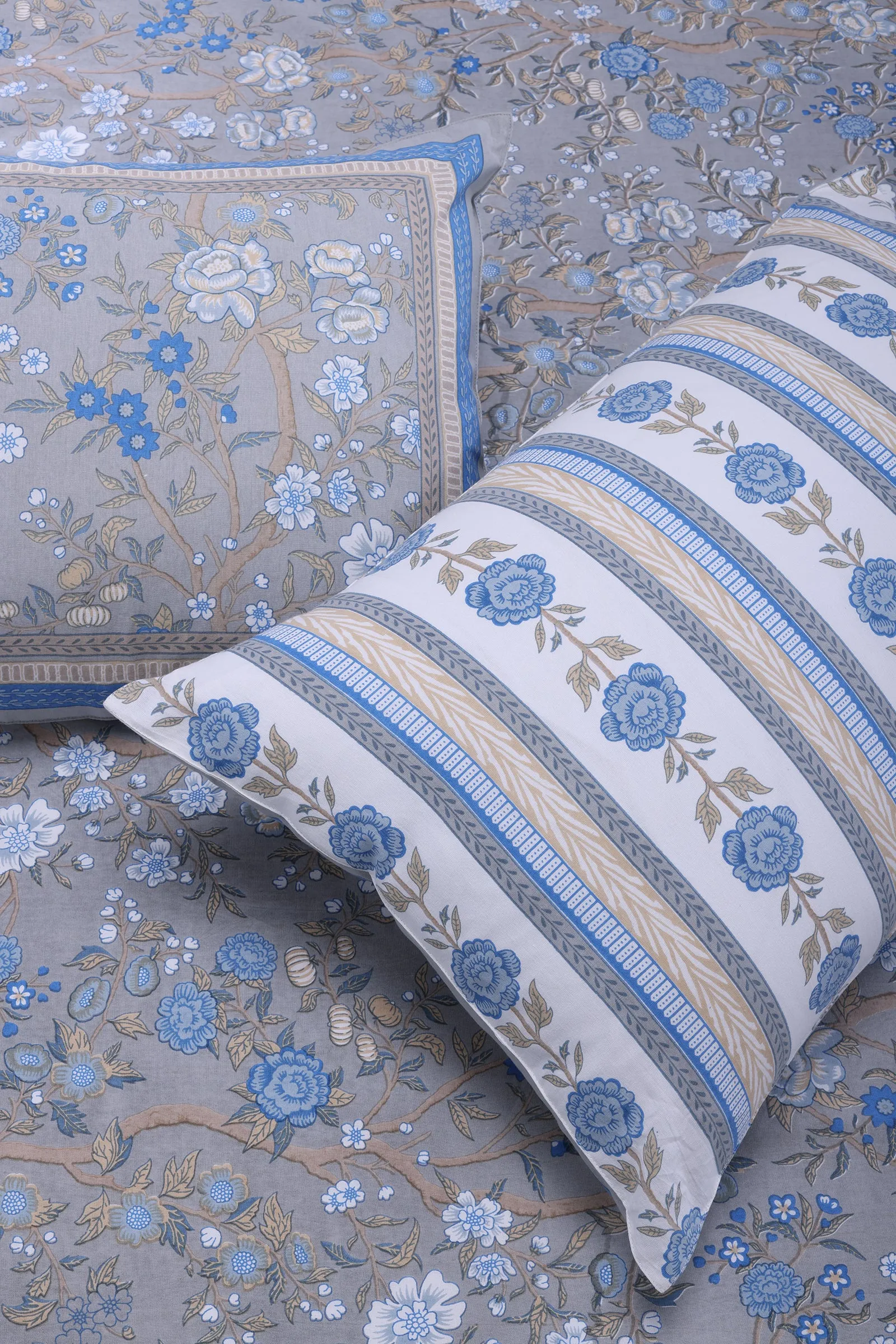 Rama Kashvi Blue  Cotton Bedsheet