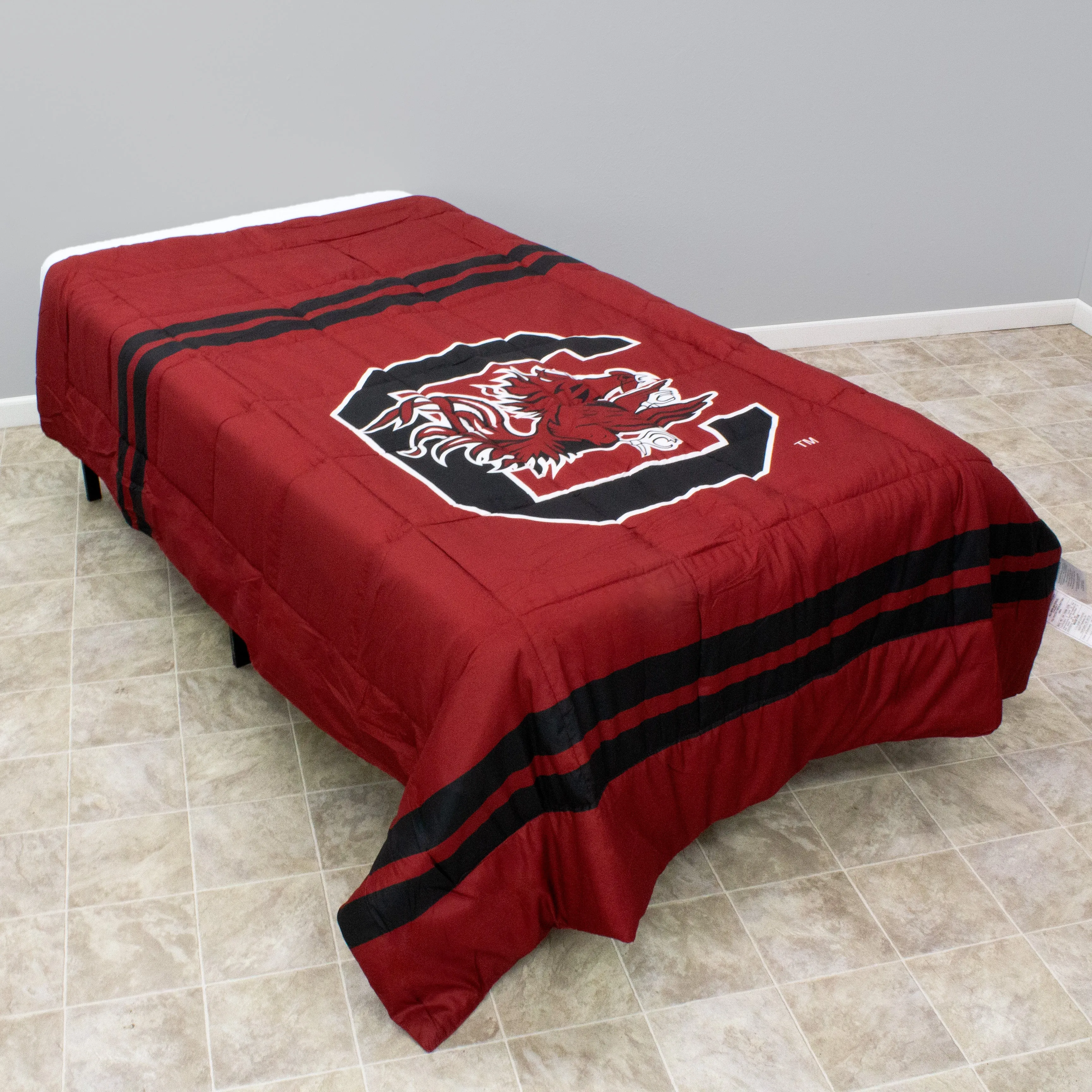 South Carolina Gamecocks Reversible Big Logo Soft and Colorful Comforter