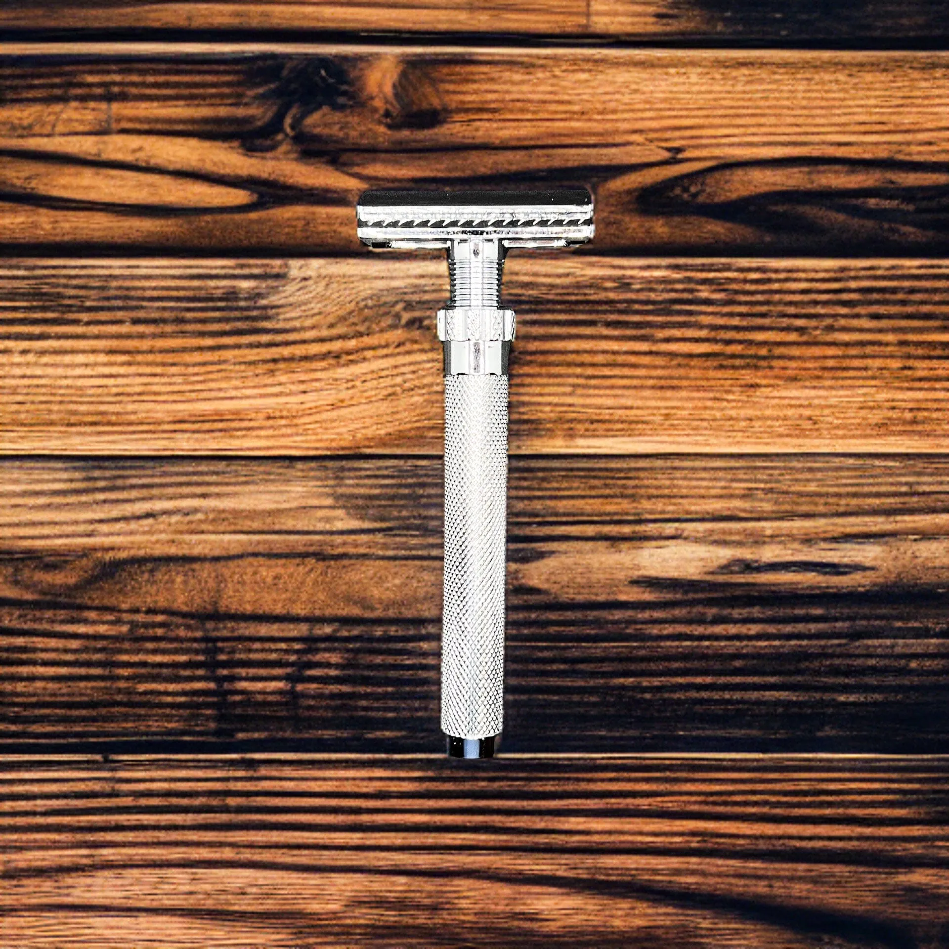 Staff Safety Razor (MM-02) - by Murphy and McNeil