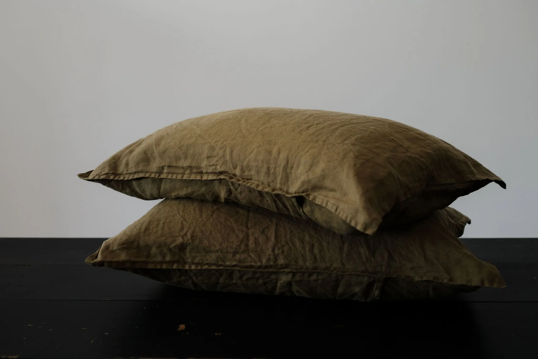 STANDARD FLAX LINEN PILLOWCASE PAIR - OLIVE