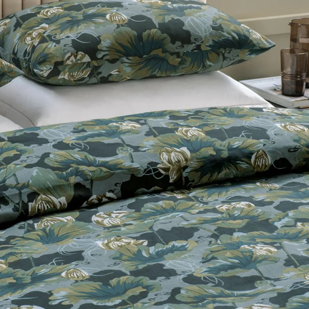 Waterlily Ocean Duvet Cover - King