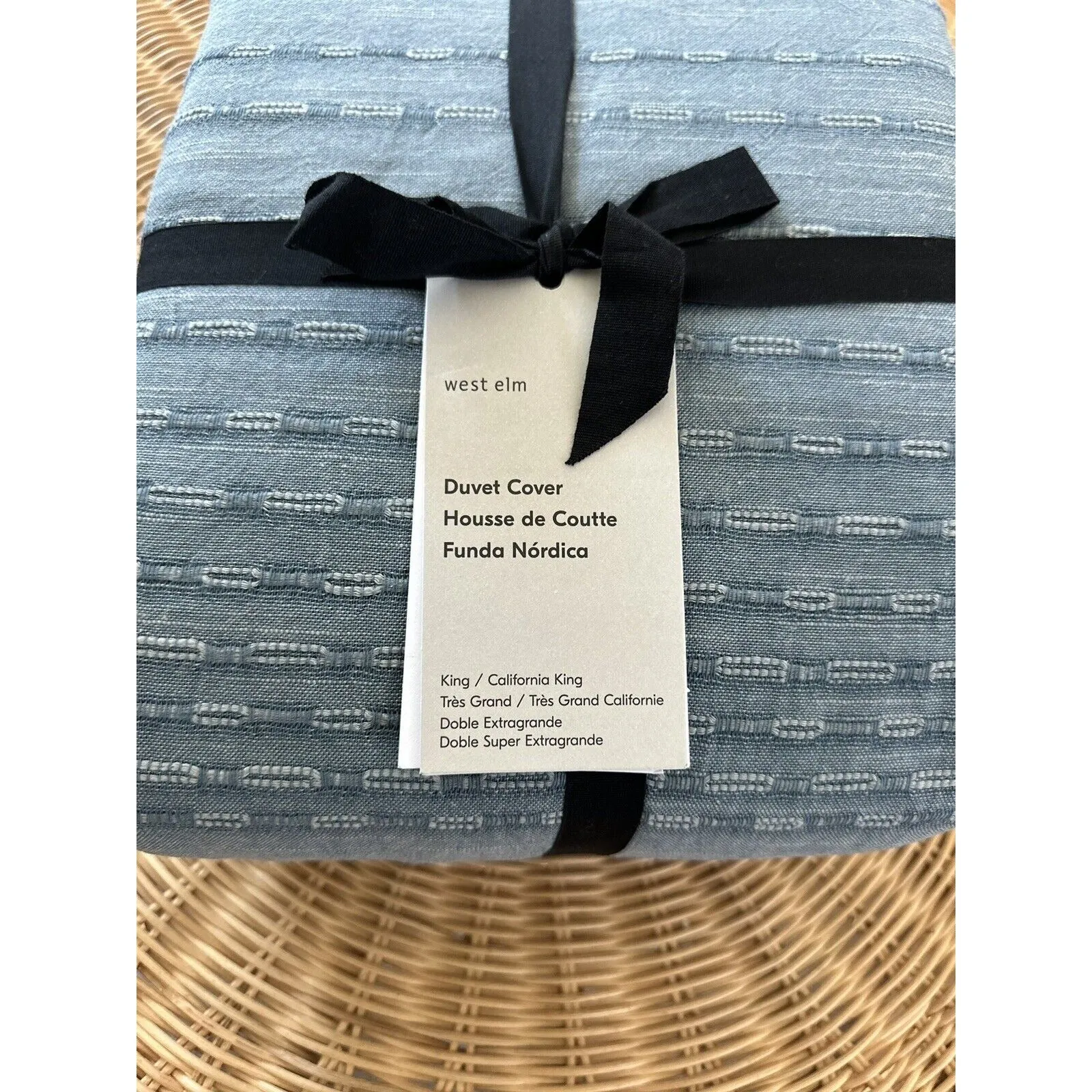 West Elm Reese Linen Cotton Duvet Cover (K/CK)-Marina Blue